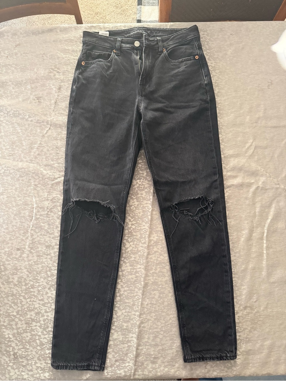 American Eagle Black Strigid Ripped Mom Jeans